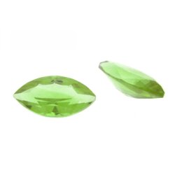 Peridot navette 6 x 3 mm