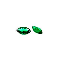 Alpinit smaragdgrün navette 8 x 4 mm