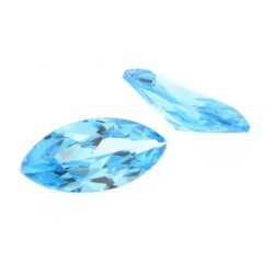 Zirk. blau topas navette 8 x 4 mm