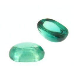 Zirkonia smaragd oval cabochon 6 x 4 mm