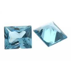Synth. Aqua baguette step cut 7 x 3,5 mm
