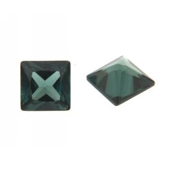 Synth. Turmalin carre princess cut 8 x 8 mm